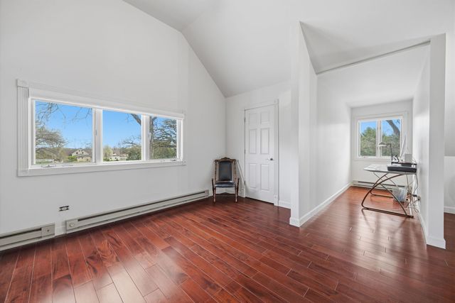 37132 N Black Velvet Lane, Wadsworth, IL 60083