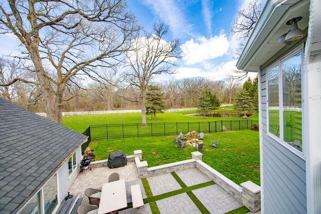 37132 N Black Velvet Lane, Wadsworth, IL 60083
