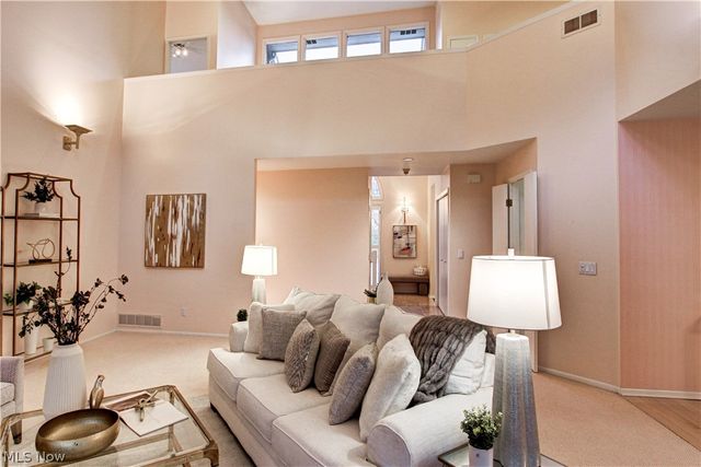 2 Haverhill Court, Beachwood, OH 44122