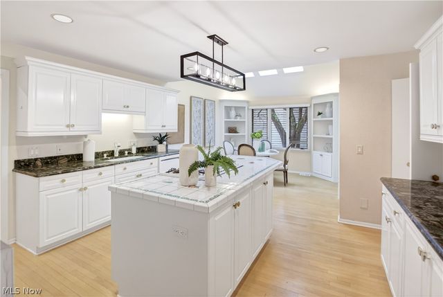 2 Haverhill Court, Beachwood, OH 44122