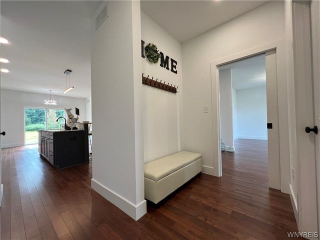 1214 Mayfield Drive, Alden, NY 14004