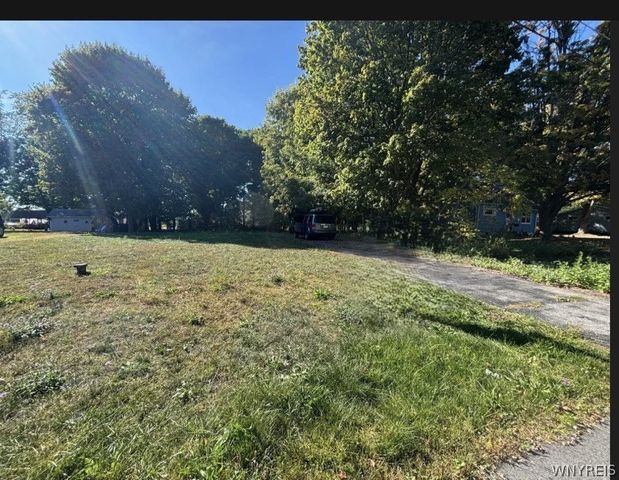 1214 Mayfield Drive, Alden, NY 14004