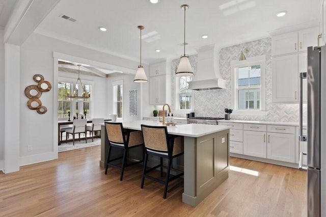 663 Faulkner Drive, Mount Pleasant, SC 29466