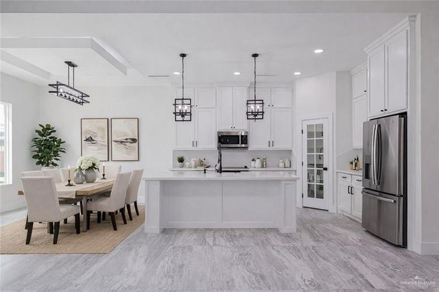 8035 N 50th Street, Mcallen, TX 78504