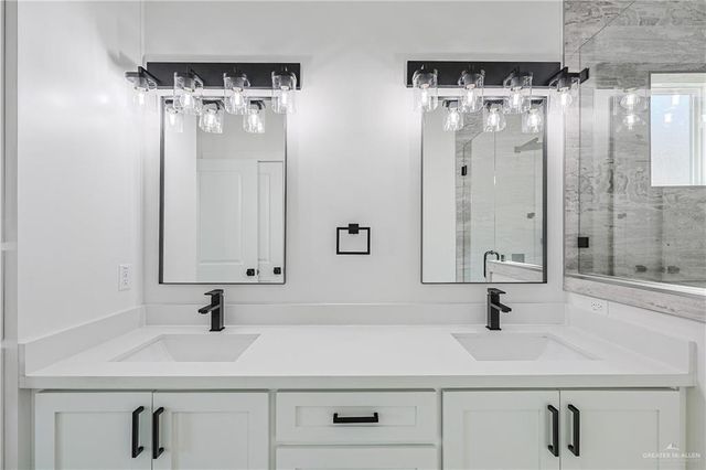 8035 N 50th Street, Mcallen, TX 78504