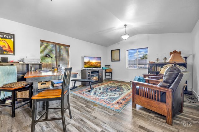 253 Coronado Ave, Twin Falls, ID 83301