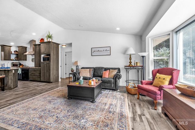 253 Coronado Ave, Twin Falls, ID 83301