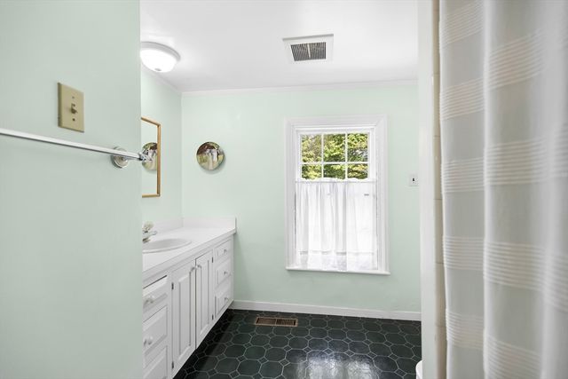 17 Highland, Dedham, MA 02026