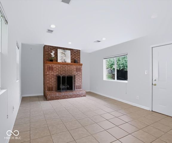 824 S Eastside Drive, Bloomington, IN 47401