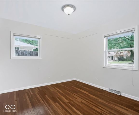 824 S Eastside Drive, Bloomington, IN 47401