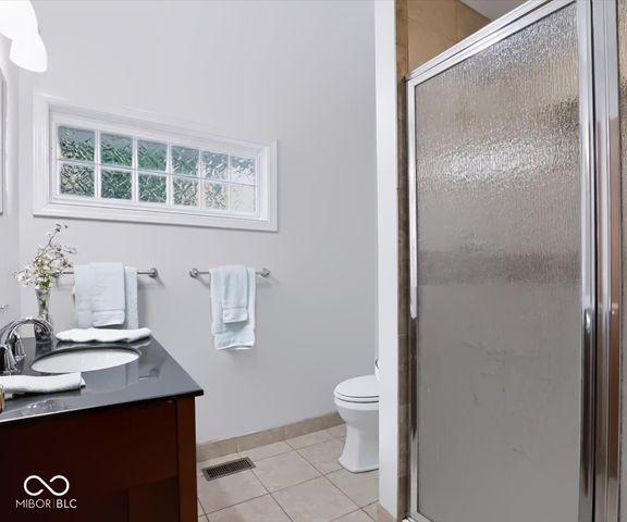 824 S Eastside Drive, Bloomington, IN 47401