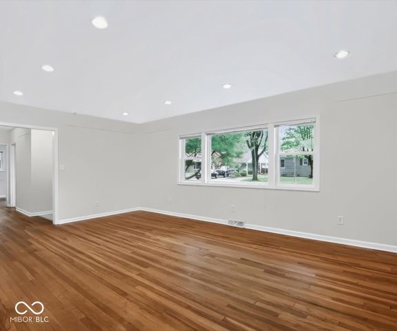 824 S Eastside Drive, Bloomington, IN 47401