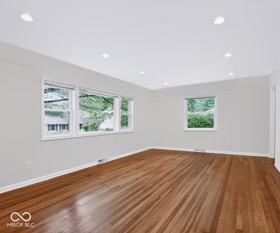 824 S Eastside Drive, Bloomington, IN 47401