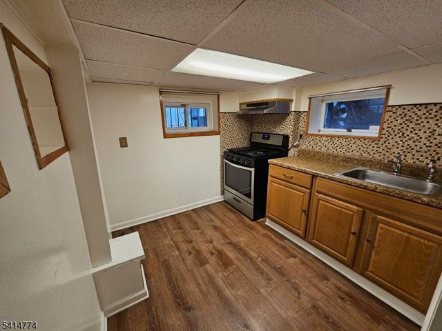 246 N 9Th St, Newark City, NJ 07107