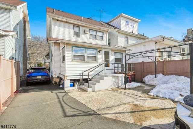 246 N 9Th St, Newark City, NJ 07107