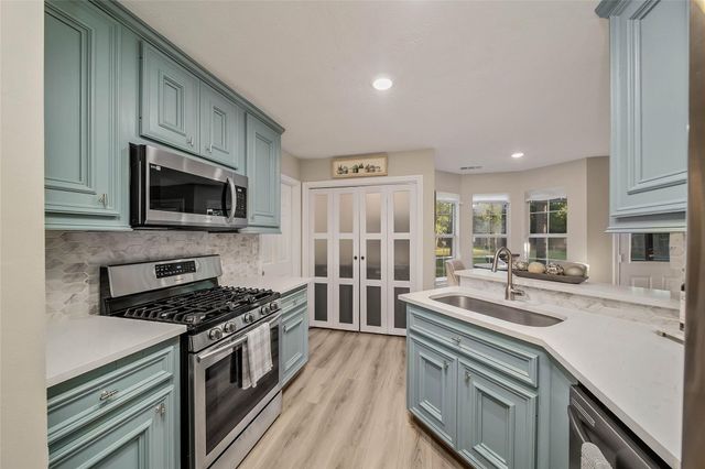 22319 Desert Willow Drive, Magnolia, TX 77355