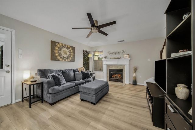 22319 Desert Willow Drive, Magnolia, TX 77355