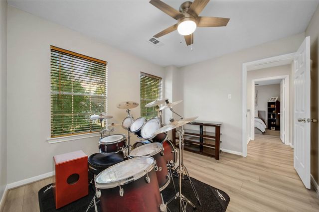 22319 Desert Willow Drive, Magnolia, TX 77355