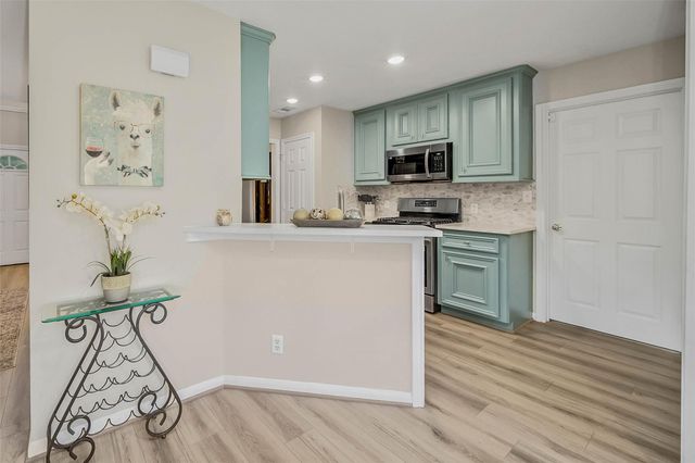 22319 Desert Willow Drive, Magnolia, TX 77355