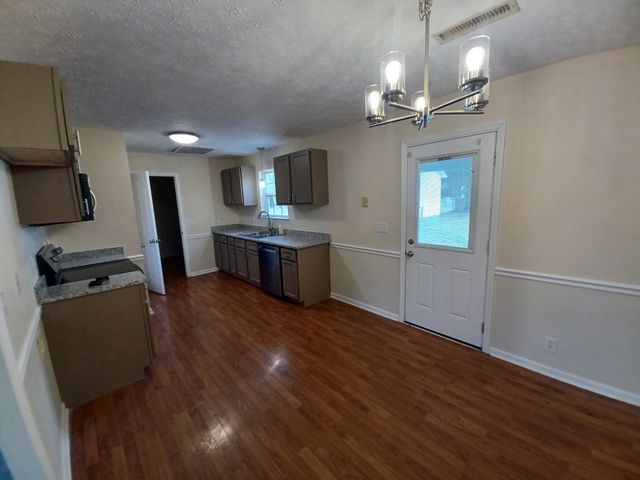 142 Barley Dr, Christiana, TN 37037