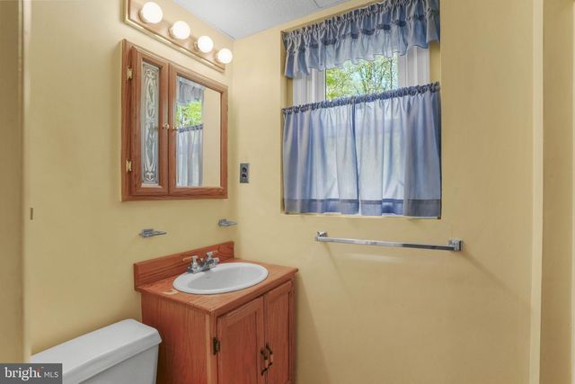 13110 HICKORY AVE, Waldorf, MD 20601