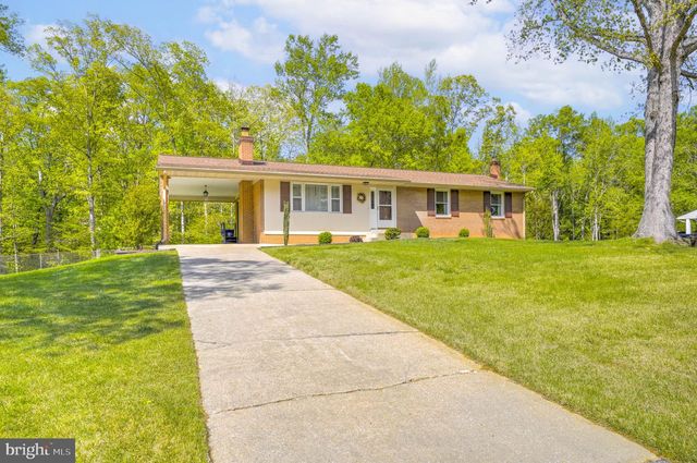 13110 HICKORY AVE, Waldorf, MD 20601