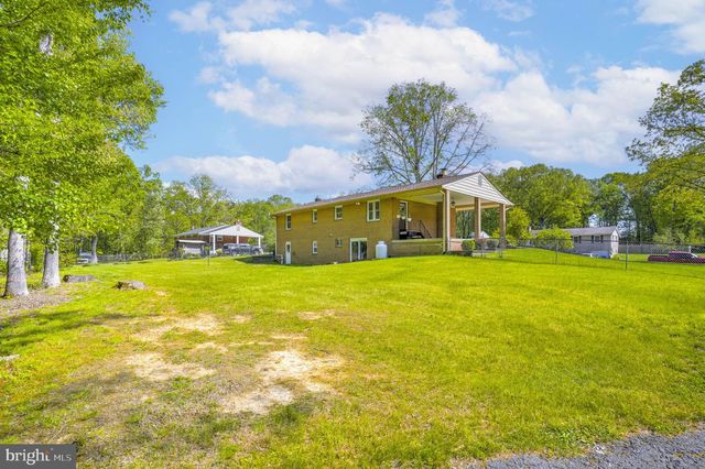 13110 HICKORY AVE, Waldorf, MD 20601