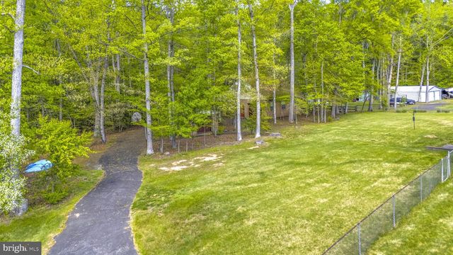 13110 HICKORY AVE, Waldorf, MD 20601