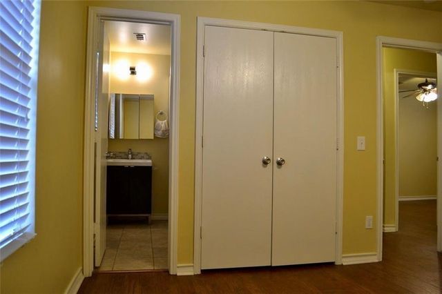 3111 E 13th ST B, Austin, TX 78702