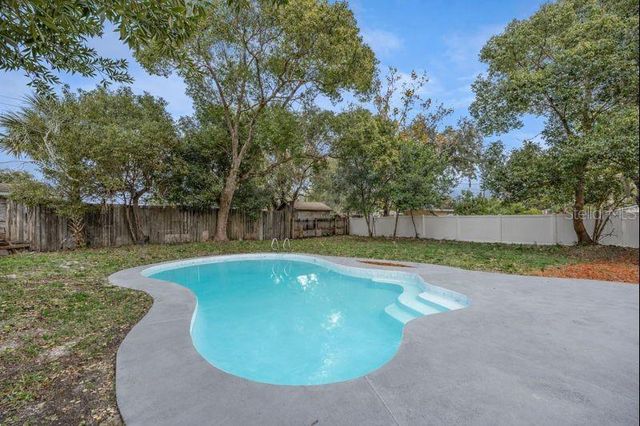 3033 SUTTON DRIVE, Orlando, FL 32810