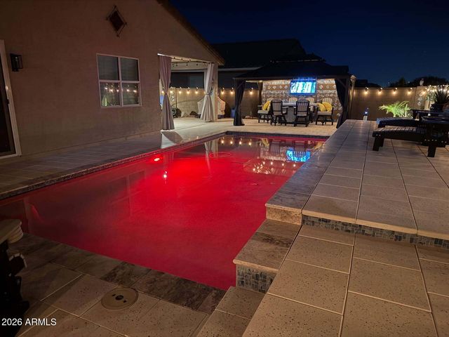 4264 W SUNCUP Drive, San Tan Valley, AZ 85144