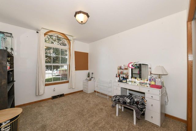607 Stephanie STREET, Burlington, WI 53105