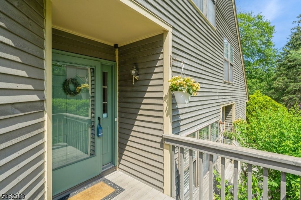 22 Foxboro Ln H, West Milford Twp., NJ 07480