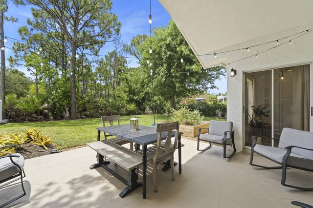 7015 SE Cutler Trail SE, Stuart, FL 34997