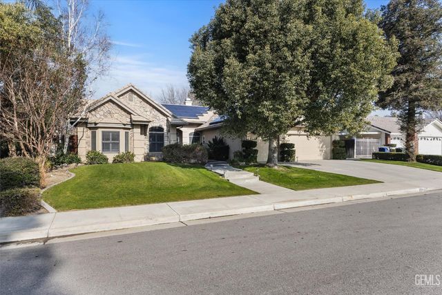 3804 Singleton Avenue, Bakersfield, CA 93313