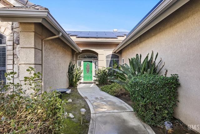 3804 Singleton Avenue, Bakersfield, CA 93313