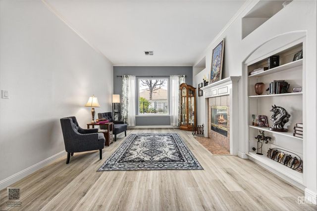 3804 Singleton Avenue, Bakersfield, CA 93313