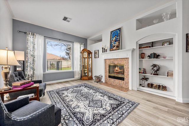 3804 Singleton Avenue, Bakersfield, CA 93313