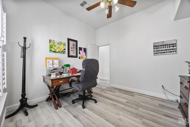 3804 Singleton Avenue, Bakersfield, CA 93313