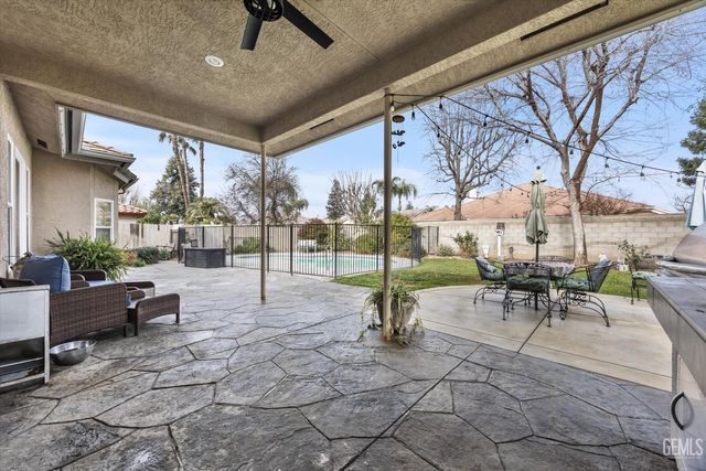 3804 Singleton Avenue, Bakersfield, CA 93313