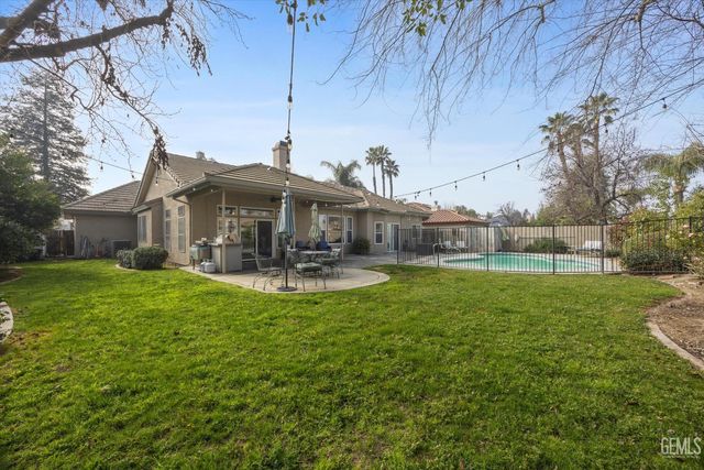 3804 Singleton Avenue, Bakersfield, CA 93313