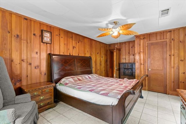 5008 SE Dianne Drive, Acworth, GA 30102