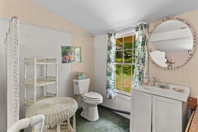 5008 SE Dianne Drive, Acworth, GA 30102