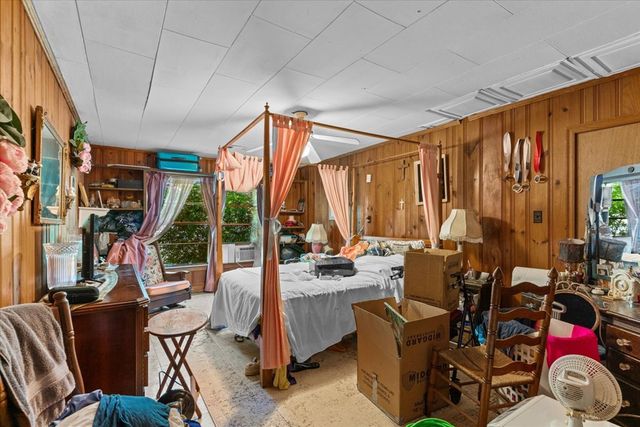 5008 SE Dianne Drive, Acworth, GA 30102