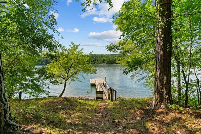 5008 SE Dianne Drive, Acworth, GA 30102