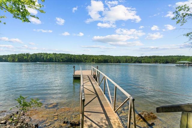 5008 SE Dianne Drive, Acworth, GA 30102