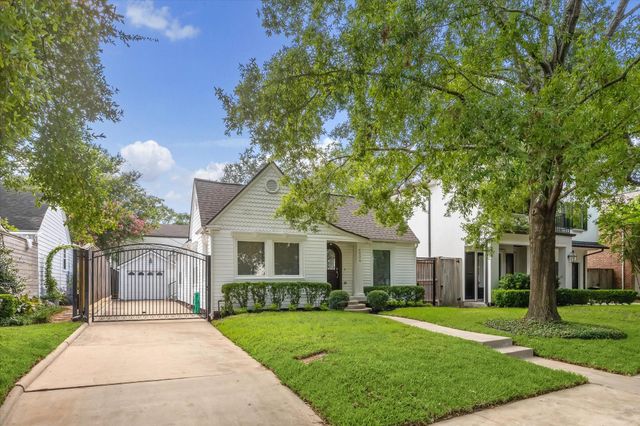 6026 Lake Street, West University Place, TX 77005