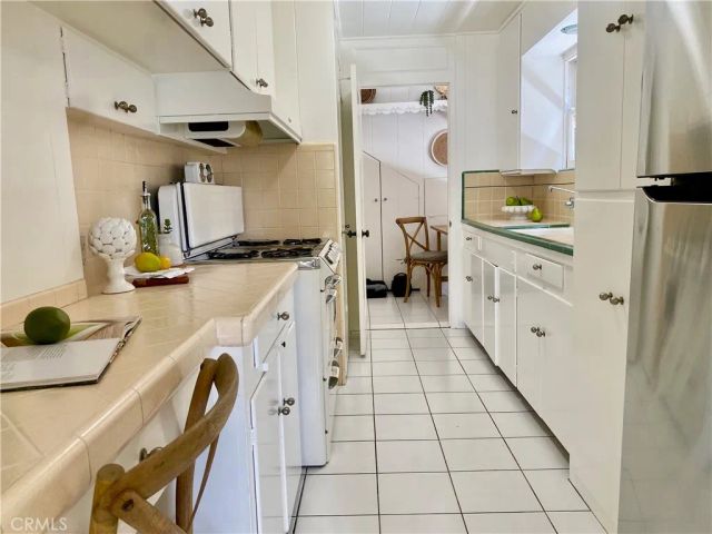 1708 Park Avenue, Newport Beach, CA 92662