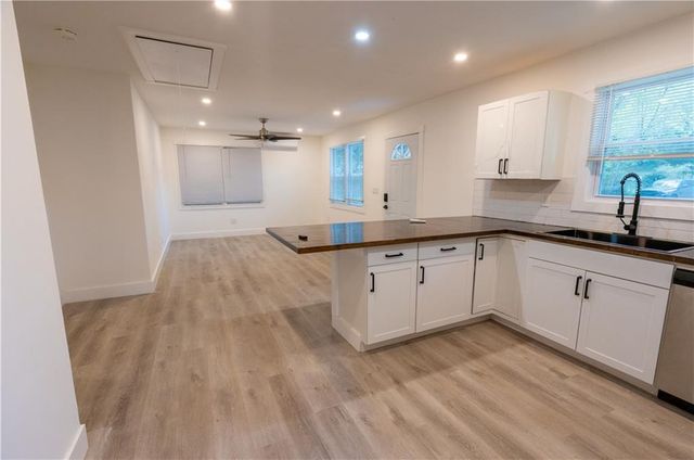 3822 Bakers Ferry Road B, Atlanta, GA 30331