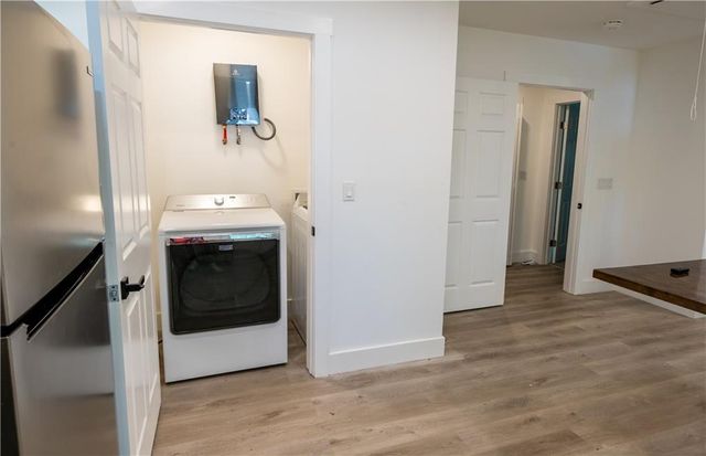 3822 Bakers Ferry Road B, Atlanta, GA 30331